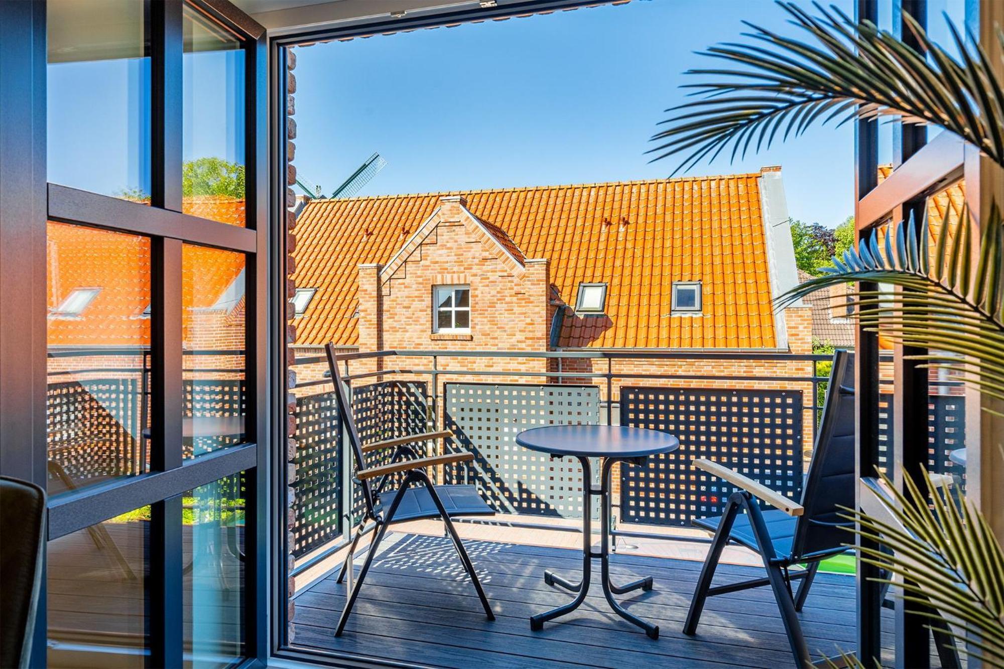 Friesenkoje 4, Balkon, Hunde Willkommen! Greetsiel Exterior photo